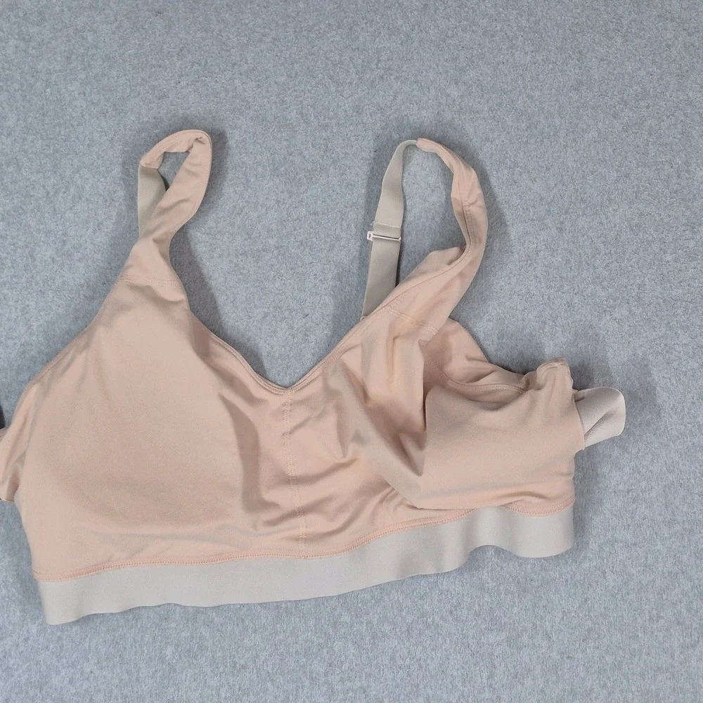 Fabletics Women Sports Bra 4X Beige Wireless Strap Adjustable Pullover